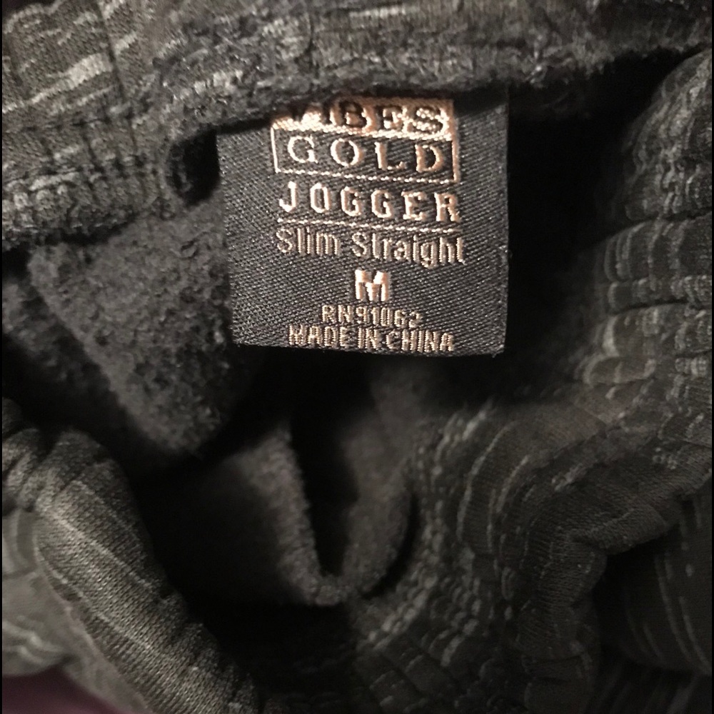 Joggers - Picture 2 of 2